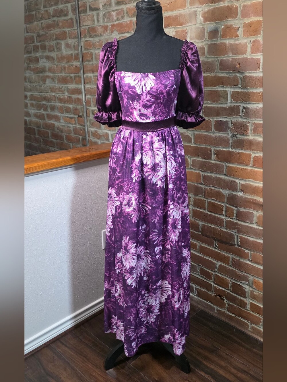 Purple Floral Satin Puff-Sleeve Maxi Dress